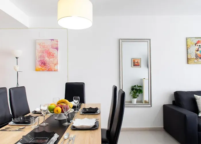 Florit Flats - The Malvarrosa & Free Parking *