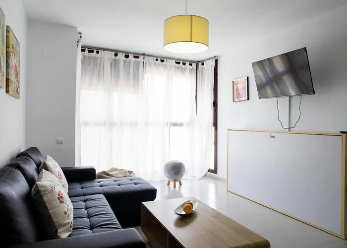 Florit Flats - The Malvarrosa & Free Parking Apartment *