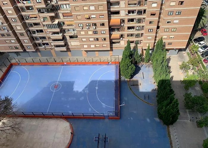 Con Cama Individual, Piso Compartido En Avenida Blasco Ibanez Βαλένθια