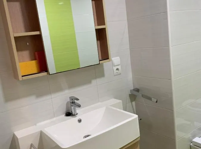 Con Cama Individual, Piso Compartido En Avenida Blasco Ibanez 홈스테이 *