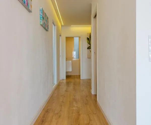 Ayuntamiento Panoramic דירה