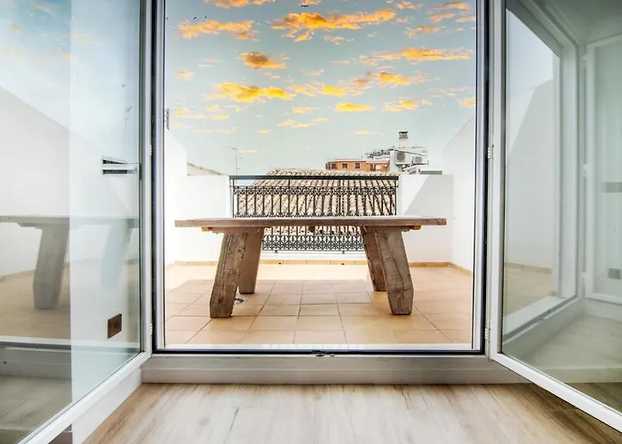 Vlc Host- Eixarchs شقة