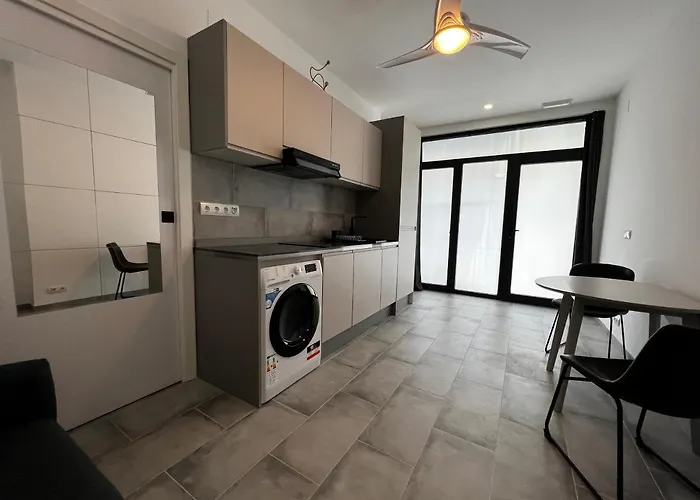 Near The Port, Of Arts And 10min To The 아파트 *