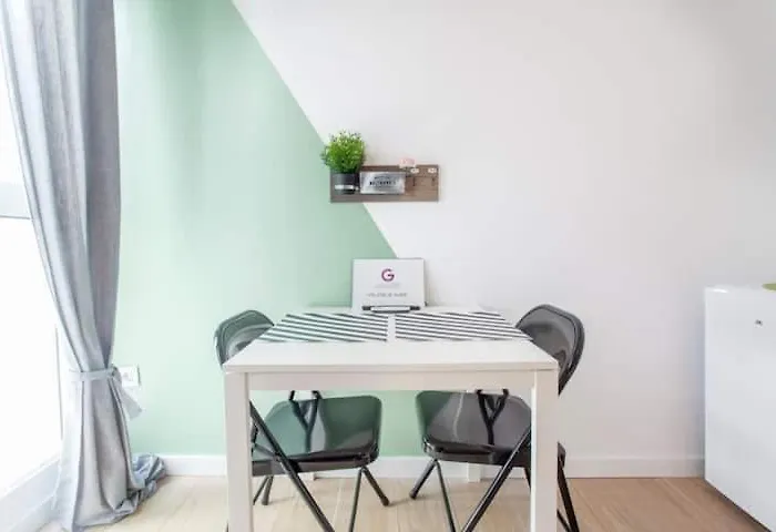 بيت ضيافة Cool Lofts Center فالنسيا