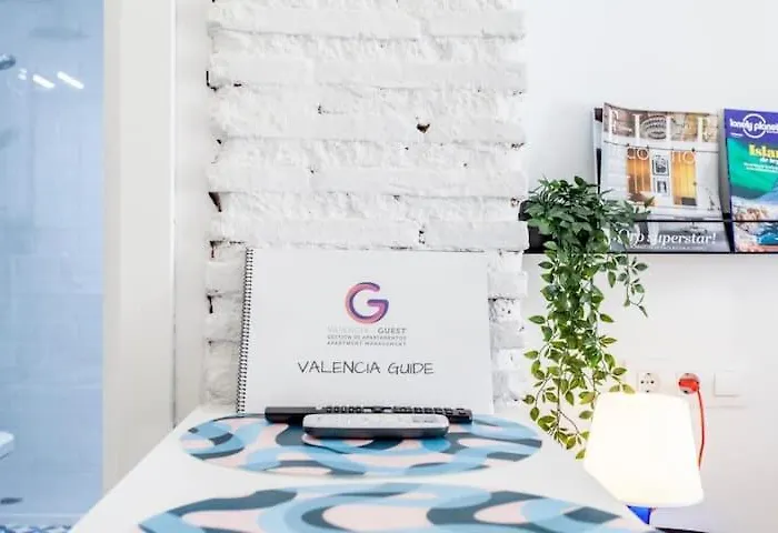 Cool Lofts Center بيت ضيافة فالنسيا