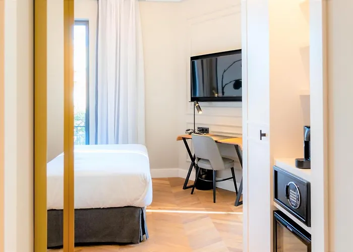 L&h Gran Via Hotel 4*