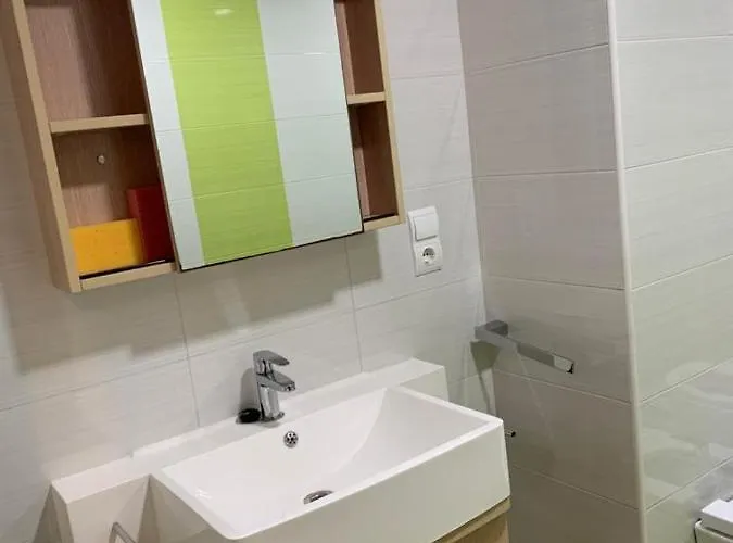 En Alquiler En Piso Compartido منزل للإقامة فالنسيا