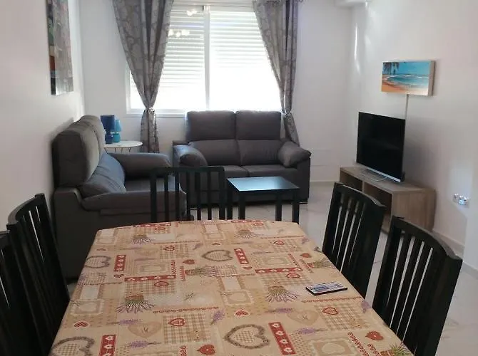 Lovely Three * فالنسيا