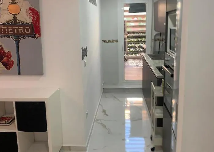 Lovely Three شقة *