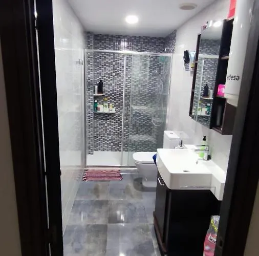 Con Cama Individual, Piso Compartido En Avenida Blasco Ibanez Δωμάτια σε οικογενειακή κατοικία Βαλένθια