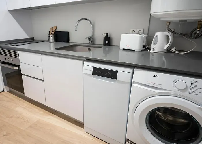 Total Ayuntamiento شقة *