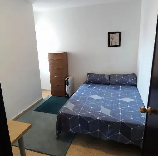 منزل للإقامة En Alquiler En Piso Compartido