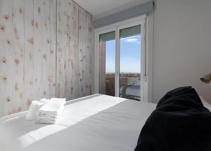 Your At Valencia, Marina Real Βαλένθια