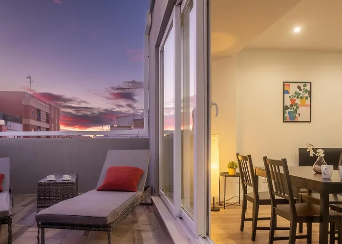 Spacious Penthouse With Private Terrace Διαμέρισμα