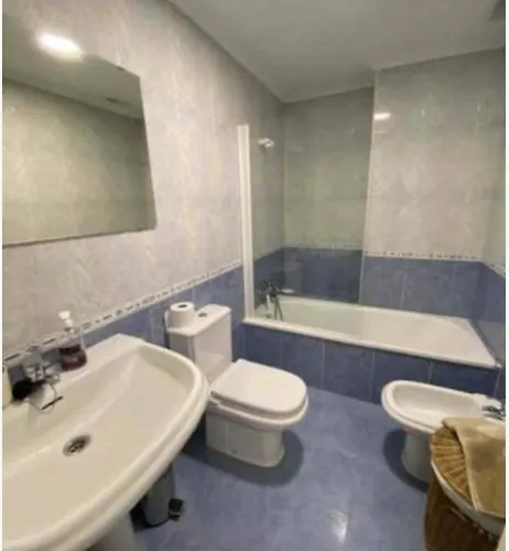 In Shared Flat In The I Fast Wifi Included L Trendy Area In The Δωμάτια σε οικογενειακή κατοικία Βαλένθια