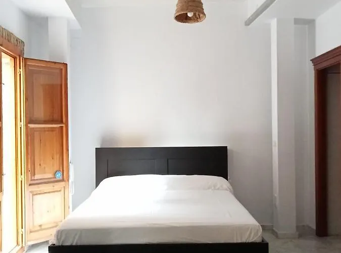 Con Encanto En Pleno Casco Antiguo Ron Valenciayole Lejlighed