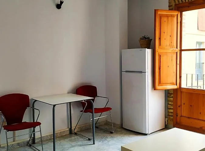 Con Encanto En Pleno Casco Antiguo Ron Valenciayole Valencia