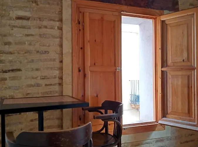 Con Encanto En Pleno Casco Antiguo Ron Valenciayole Lejlighed