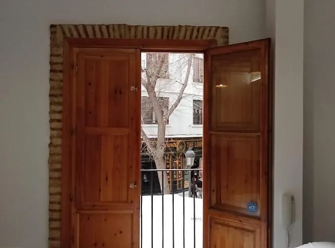 Con Encanto En Pleno Casco Antiguo Ron Valenciayole Lejlighed