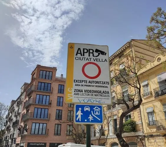 Plaza Del Carmen Διαμέρισμα *