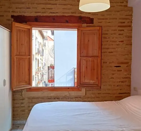 Con Encanto En Pleno Casco Antiguo Ron Valenciayole Βαλένθια