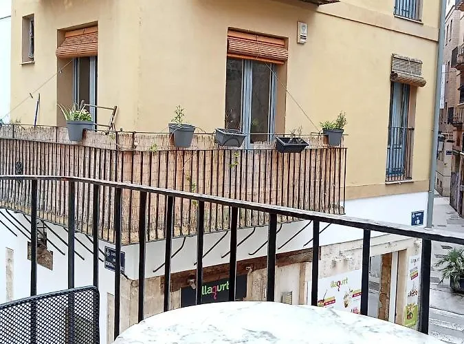 Con Encanto En Pleno Casco Antiguo Ron Valenciayole Βαλένθια