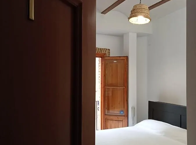 Con Encanto En Pleno Casco Antiguo Ron Valenciayole *