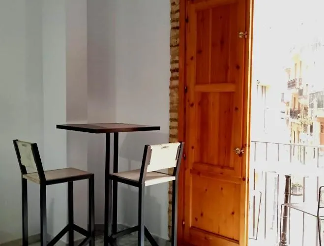 Con Encanto En Pleno Casco Antiguo Ron Valenciayole Βαλένθια