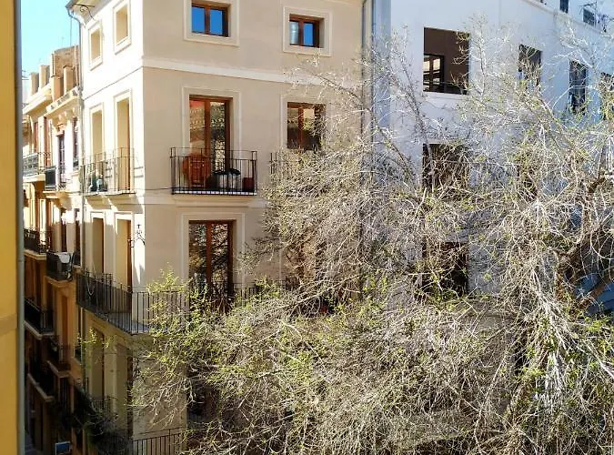 Διαμέρισμα Con Encanto En Pleno Casco Antiguo Ron Valenciayole