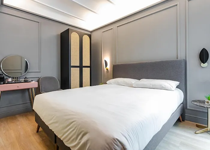 Maison d'hôtes Reina 107 Boutique