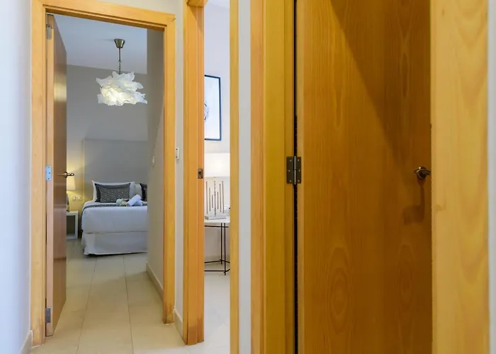 Balmes Street Apartment *