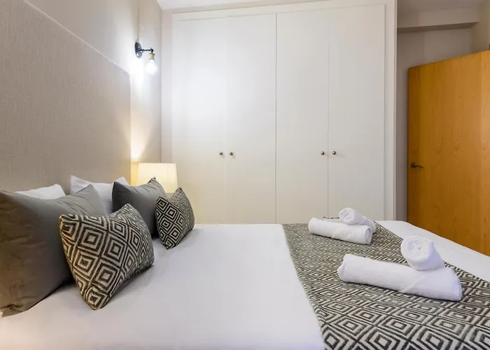 Apartment Balmes Street