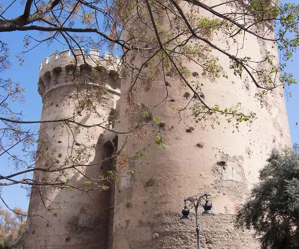 Luminoso. Comodo. Acogedor. Wifi. Junto A Ave * Valence