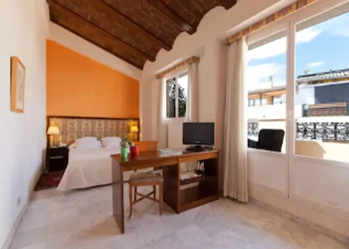 Hotel Ad Hoc Monumental 1881 3*