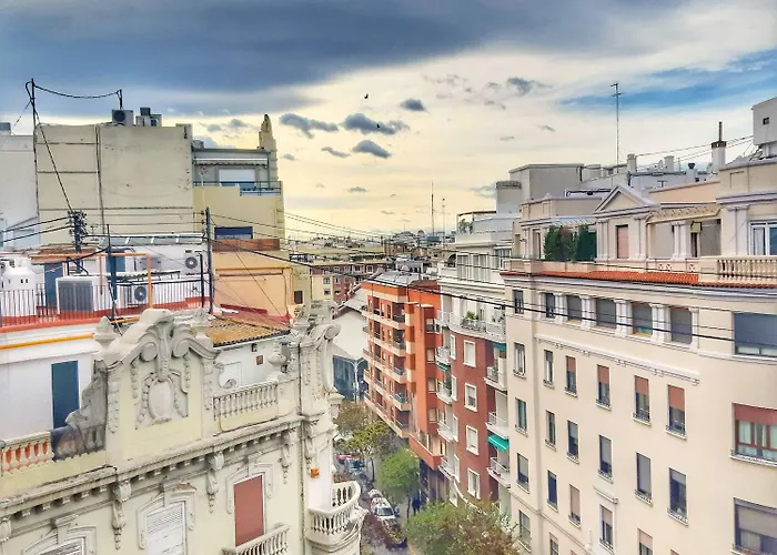 Szálloda Hi Canovas Valencia