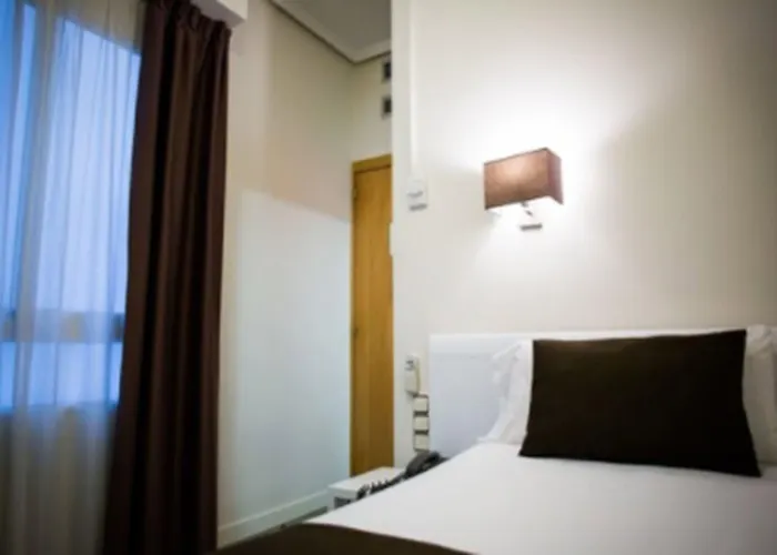 Sweet Continental Hotel