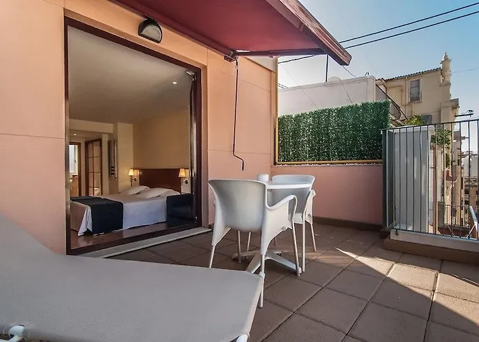 Rh Sorolla Centro Hotel 3*