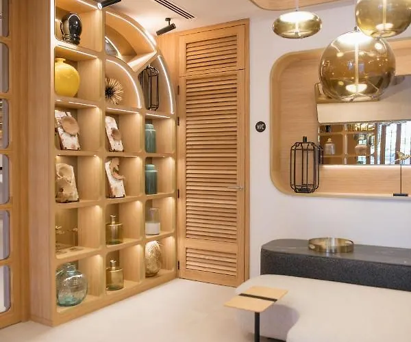 Myr Puerta Serranos Hotel Valencia