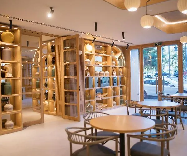 فندق Myr Puerta Serranos