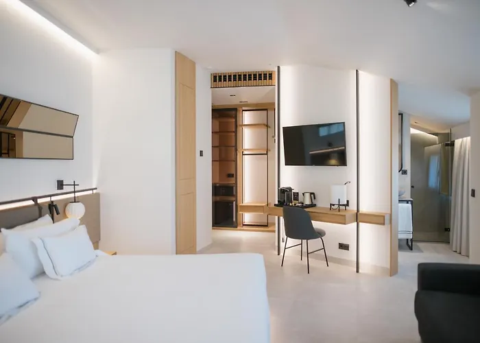 Myr Puerta Serranos 4* Valencia