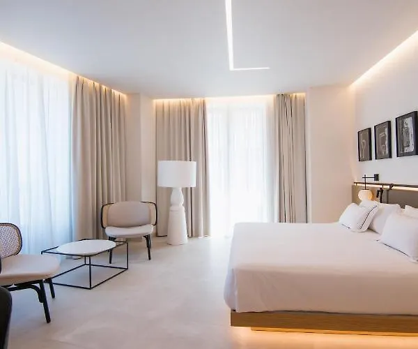 Myr Puerta Serranos Hotel Valencia