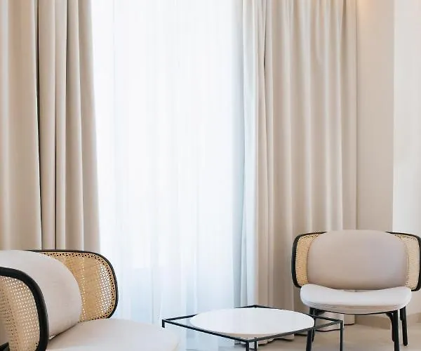 Myr Puerta Serranos Hotel 4*