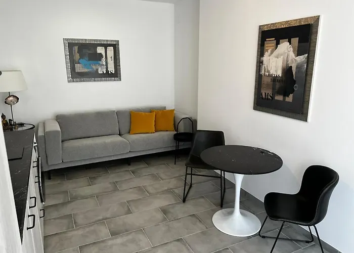 Διαμέρισμα Near The Port, Of Arts And 10min To The *