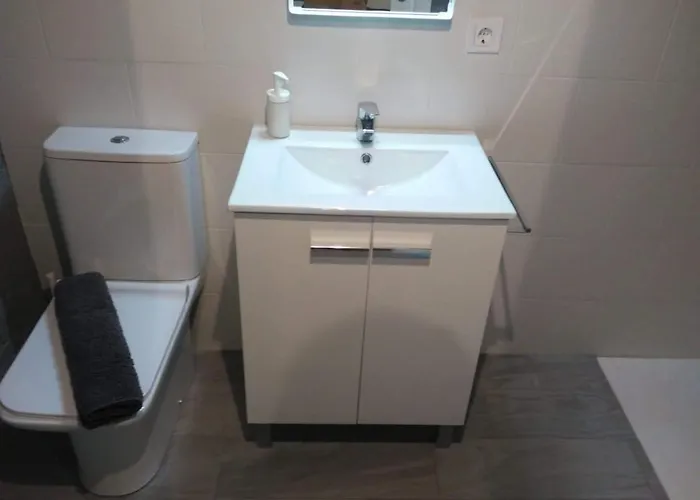 아파트 Pequeno Con Mini Piscina - No Climatizada *