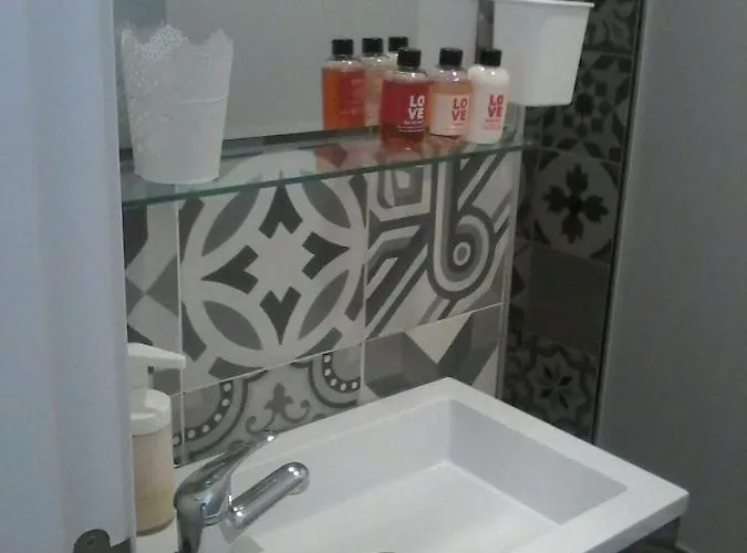 Pequeno Con Mini Piscina - No Climatizada 아파트 발렌시아