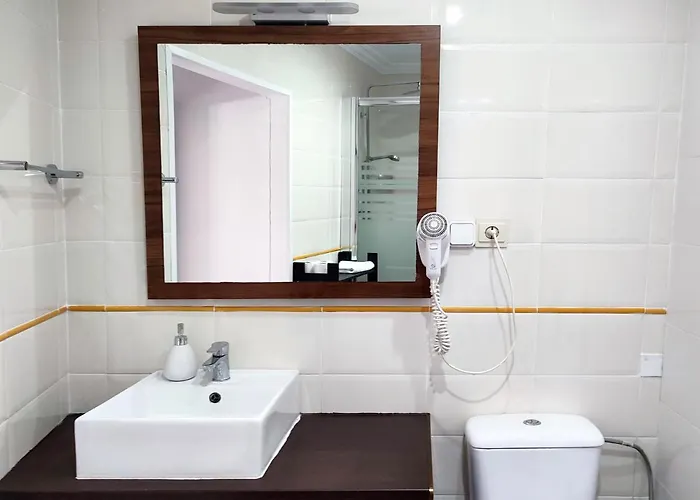 Flats Friends Plaza De La Reina Βαλένθια