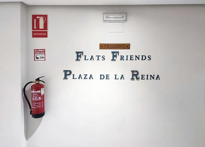 Flats Friends Plaza De La Reina Maison d'hôtes