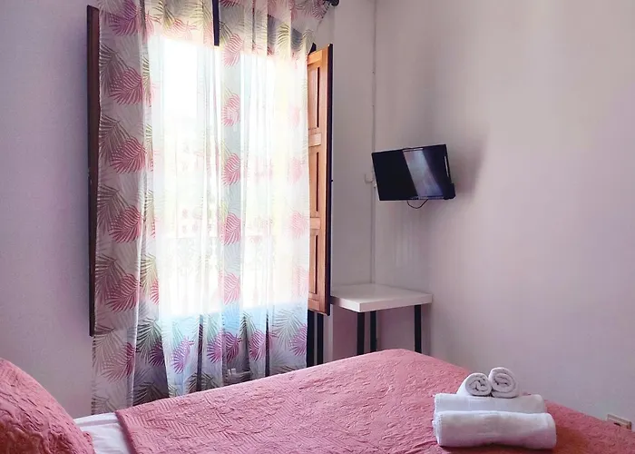 Flats Friends Plaza De La Reina بيت ضيافة