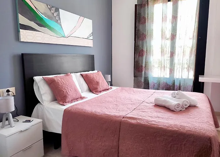 Πανσιόν Flats Friends Plaza De La Reina Βαλένθια