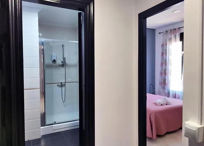 Πανσιόν Flats Friends Plaza De La Reina